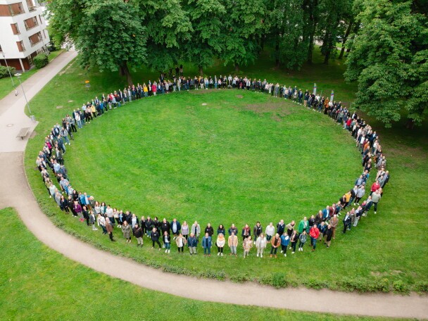 Werkstudent*in (m/w/d) Fundraising, 1. Bild