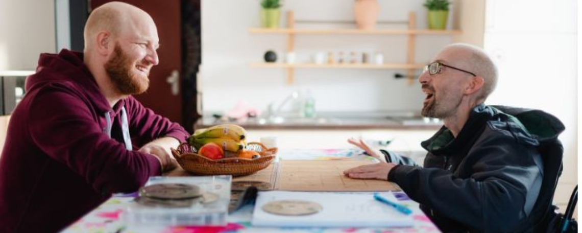 Heilerziehungspfleger *in, Erzieher *in (m/w/d), 1. Bild