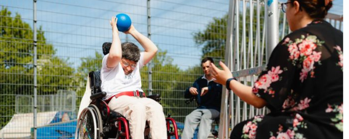 Heilerziehungspfleger *in, Erzieher *in (m/w/d), 1. Bild